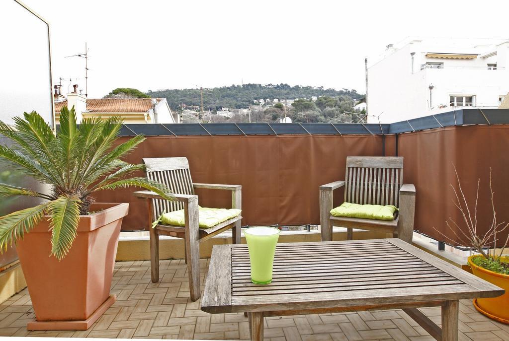 Appartement 6 Personnes Avec Terrasse Le Port Nice Rom bilde