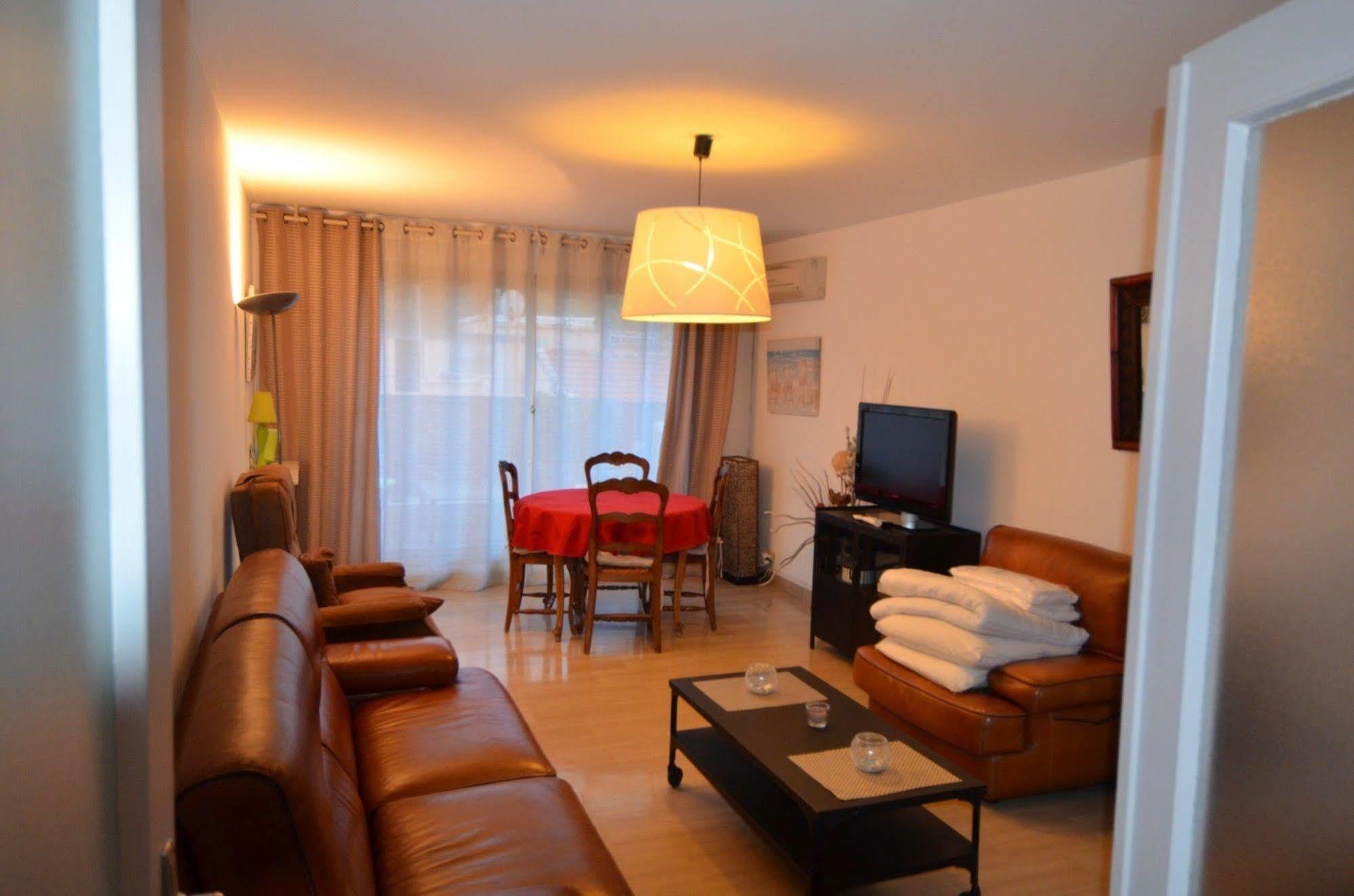Appartement 6 Personnes Avec Terrasse Le Port Nice Eksteriør bilde