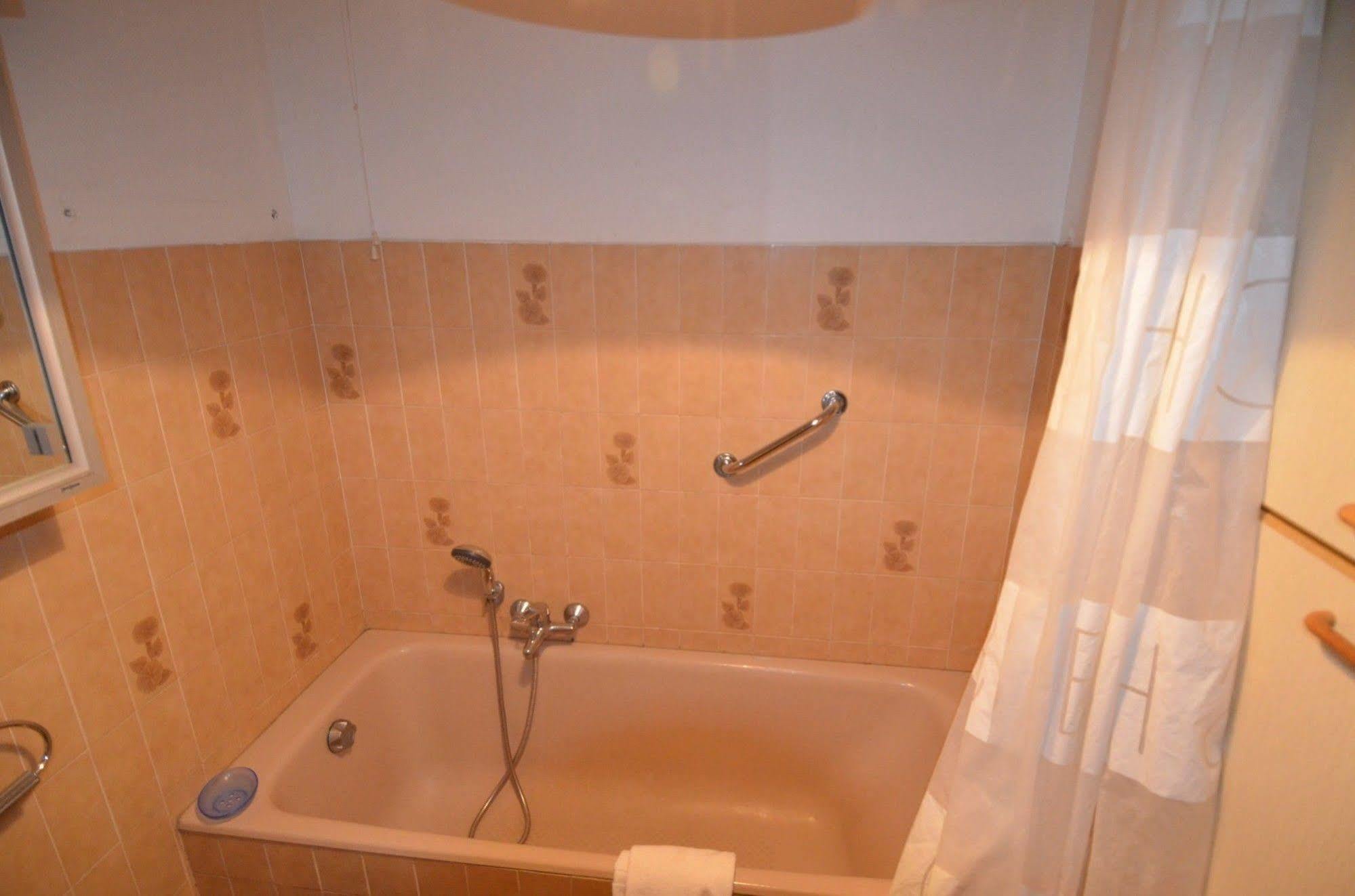 Appartement 6 Personnes Avec Terrasse Le Port Nice Eksteriør bilde