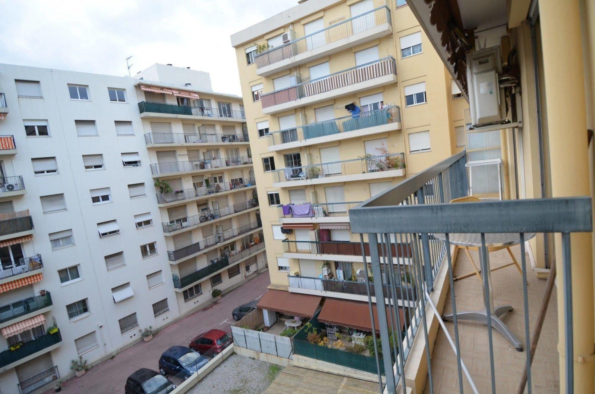 Appartement 6 Personnes Avec Terrasse Le Port Nice Eksteriør bilde